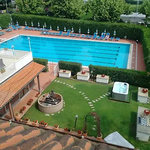 *** Aparthotel Aurora Wellness & Italien